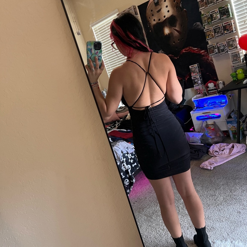 Backless Strappy Bodycon Dress